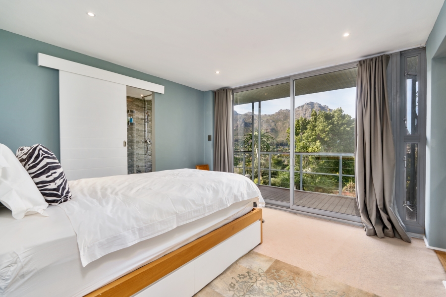 7 Bedroom Property for Sale in Valley Area Western Cape